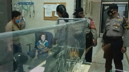 Anak Terkunci Bersama Jasad Nenek, Satpam: Hanya Tinggal Berdua