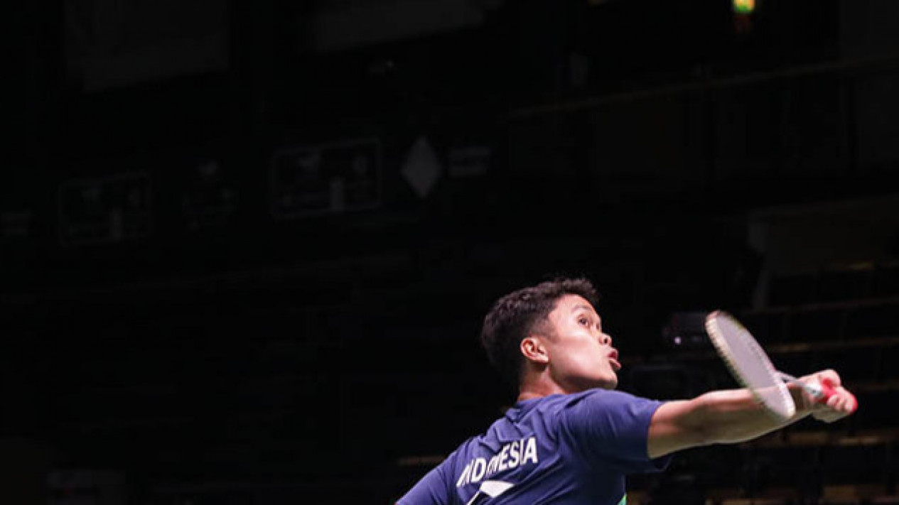 Ginting Akui Banyak Membuat Kesalahan Saat Hadapi Lee Zi Jia
            - galeri foto