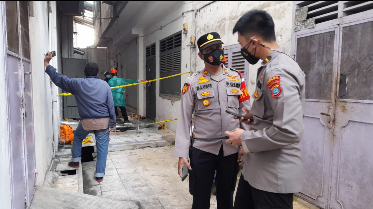 Pulang Sarapan, Seorang Pria Tewas Diduga Diserang ODGJ
            - galeri foto