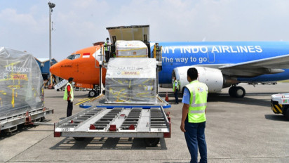 Indonesia Kedatangan 800 Ribu Dosis Vaksin Pfizer Bantuan AS