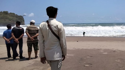 Dua Remaja Terseret Ombak di Pantai Ngiroboyo Pacitan, Satu Orang Belum Ditemukan