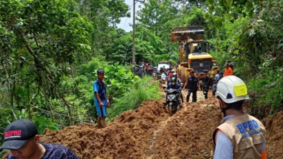 Astagfirullah, Empat Anak Kades Ilan Batu jadi Korban Longsor di Luwu