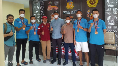 Mantap, Pimpinan Daerah Beri Uang Saku Bagi Atlet Sumbar di PON Papua