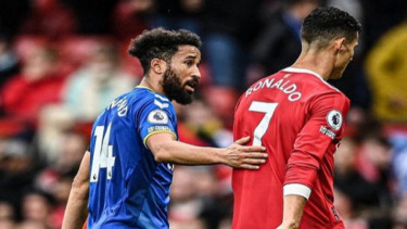 Susah Payah, Peniru Cristiano Ronaldo Akhirnya Dapat Kostum CR7