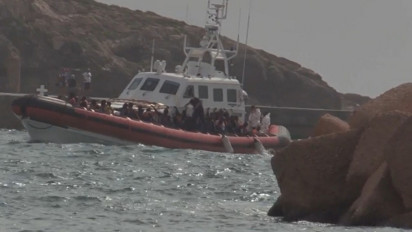 Penjaga Pantai Italia Selamatkan 50 Imigran di Pesisir Lampedusa