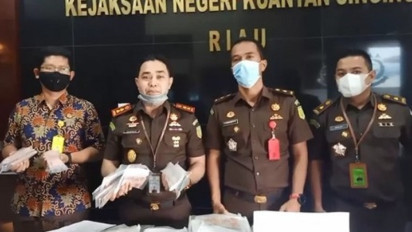 Tindak Lanjuti Temuan BPK RI, Anggota DPRD Kuansing Kembalikan Uang ke Negara