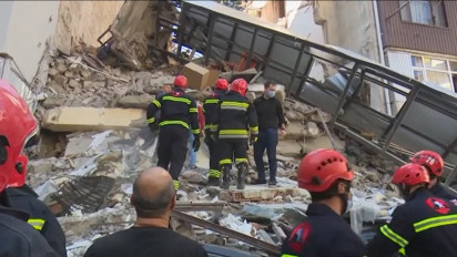 Perdana Menteri Georgia Tinjau Evakuasi Korban Ambruknya Apartemen di Wilayah Batumi