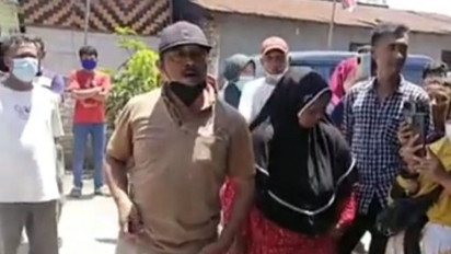 Viral di Medsos, Pedagang Mengamuk Dihalangi Berjualan oleh Satpol PP