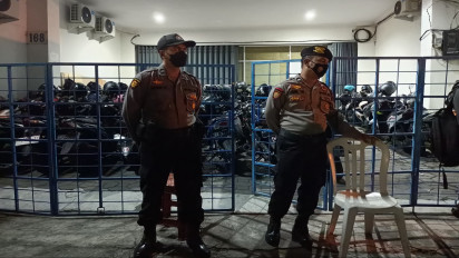 Polisi Amankan 83 Dept Collector Dari Penggerebekan Kantor Pinjol di Sleman