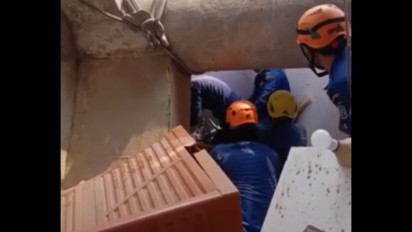 Ini Kronologi Jatuhnya Crane Yang Menimpa Rumah dan Warung di Depok