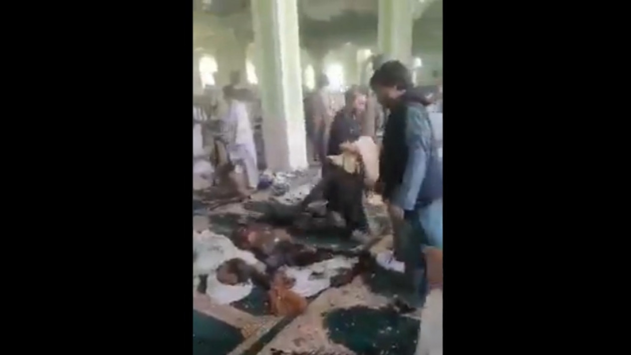 Lagi, Bom Meledak di Masjid Afghanistan saat Salat Jumat
            - galeri foto