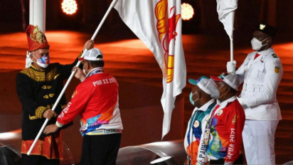 Papua Serahkan Tongkat Estafet Tuan Rumah PON 2024 ke Aceh dan Sumut