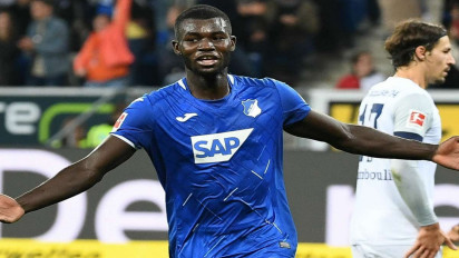 Ihlas Bebou, Striker Muslim Togo Kembalikan Semarak Bundesliga