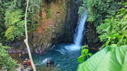 Sensasi Air Terjun Aek Bontar Tapteng, Indah dan Sejuk!