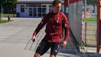 Hobi Unik Pelatih Bayern, Julian Nagelsmann  Suka Main Skateboard