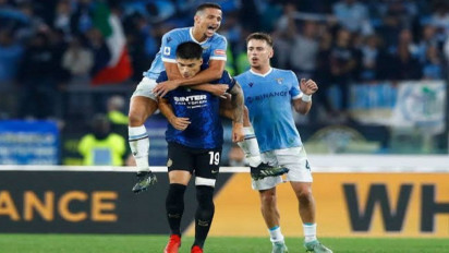 Bermaksud Bercanda, Bek Lazio Justru Diganjar Kartu Merah