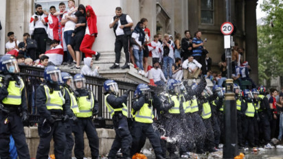 Ricuh Jelang Laga Final Euro 2020, UEFA Jatuhkan Sanksi dan Denda Kepada Inggris