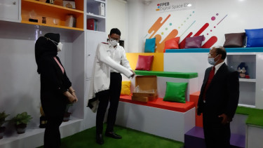 Menparekraf Pastikan Pariwisata Tak Jadi Sektor Pendukung Gelombang 3 Covid-19