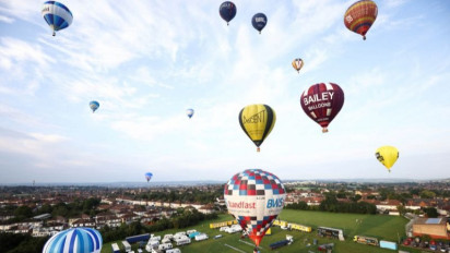 Seorang Pria di Israel Tewas Terjatuh dari Balon Udara
