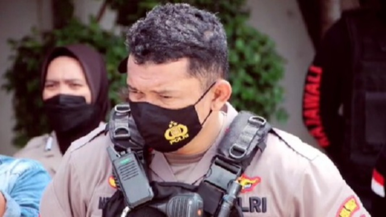 Aipda Ambarita Geledah Paksa Ponsel Warga, Ini Kata Pengamat Kepolisian
            - galeri foto