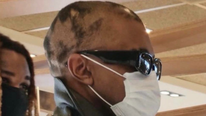 Penyanyi Kanye West Resmi Ganti Nama Menjadi Ye