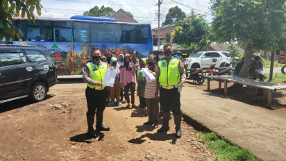 Ratusan Warga Pagaralam "Diangkut" Polisi, Ada Apa?