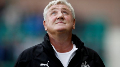 Newcastle United Pecat Pelatih Steve Bruce