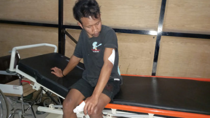 Nyaris Putus! Jari Seorang Pria di Ruteng Dibacok ODGJ