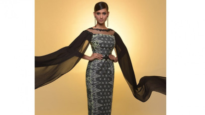 Klaim Batik Milik Malaysia, Miss World Malaysia Dibully Netizen Indonesia