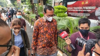 Haris Azhar dan Fatia Datangi Polda Metro Penuhi Panggilan Mediasi