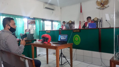 Sate Sianida Yogyakarta, Terdakwa Ungkapkan Cinta dan Benci Pada Saksi