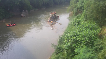 Lompat ke Sungai Cileungsi Warga Kota Wisata Cibubur Belum Ditemukan