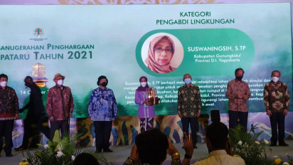 Olah Lahan Kritis Berbuah Manis, Perempuan Gunungkidul Ini Raih Kalpataru