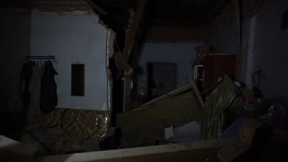 Rumah Warga di Mojokerto Ambruk Disapu Angin Kencang