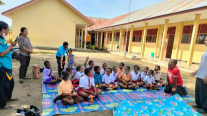 Komnas HAM Kunjungi 75 Anak Korban Penyerangan Posramil Kisor