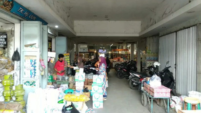 Tolong Pak Jokowi, Harga Minyak Goreng di Kuningan Melambung Tinggi