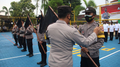 Polisi 'Ga Semangat', Siap-siap Dapat Bendera Hitam di Pacitan