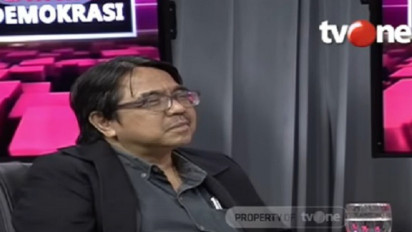 Ade Armando Sebut Perintah Salat 5 Waktu Tak Ada di Alquran