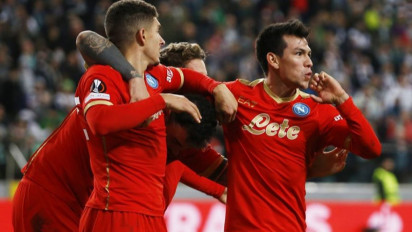Napoli dan Eintracht Frankfurt Perbesar Peluang Lolos ke Babak 16 Besar Liga Europa