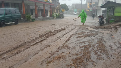 Puluhan Rumah Rusak akibat Banjir Bandang Batu Jatim, Satu Orang Masih Dinyatakan Hilang