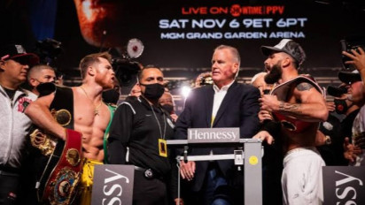 Lolos Tes Timbang Badan, Canelo dan Plant Siap Tempur 