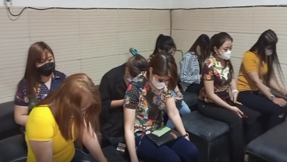 Satpol PP Rembang Gelar Razia Pekat, Tujuh Pasangan Mesum Serta 70 Pemandu Karaoke Diamankan