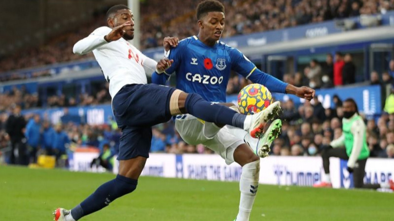 Tottenham Hotspur dan Everton Berbagi Poin Setelah Bermain Imbang Tanpa Gol
            - galeri foto