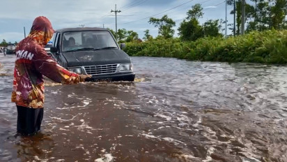 Banjir Kembali Rendam Jalan Poros Tengah Trans Kalimantan, Ini Penampakannya