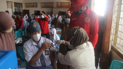 Demi Capai "Herd Community" di Provinsi Maluku Utara, Binda Malut Genjot Vaksinasi Pelajar SMA