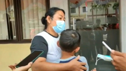 Sadis! Bocah Laki-Laki Babak Belur di Hajar Ayah Kandung