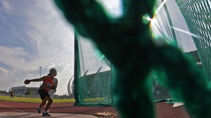 Papua Masih Pimpin Klasemen Perolehan medali Peparnas XVI