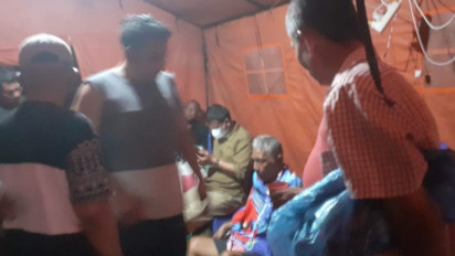 Angin Kencang dan Hujan Deras, Warga Pengungsi Desa Sei Rampah Khawatir Banjir Makin Tinggi