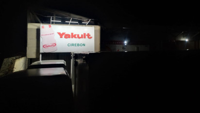 Kelompok Perampok Bersenjata Api Gasak Gudang Penyimpanan Minuman di Cirebon