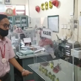 Bak Film Action, Perampok Sekap dan Todong Karyawan Yakult untuk Tunjukkan Brankas Penyimpanan Uang